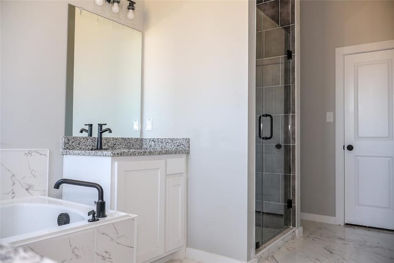 410 Simpson, Southmayd TX 75092 - Photo 6
