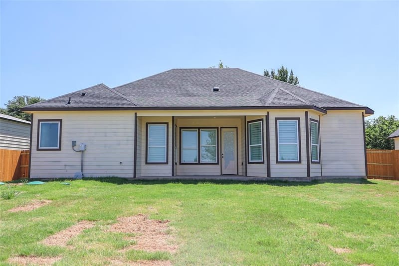 410 Simpson, Southmayd TX 75092 - Photo 17