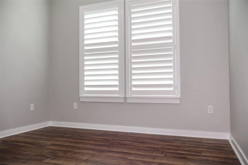 410 Simpson, Southmayd TX 75092 - Photo 5