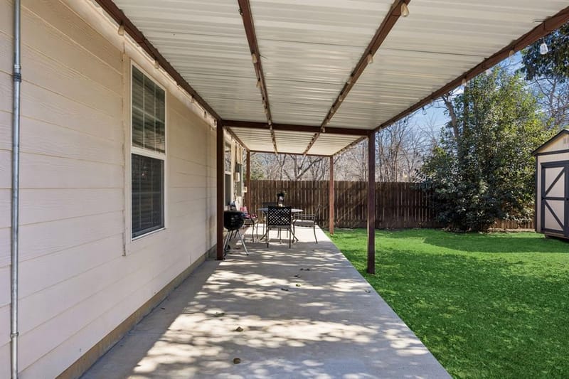 805 Phillips Street, Cleburne TX 76033 - Photo 23