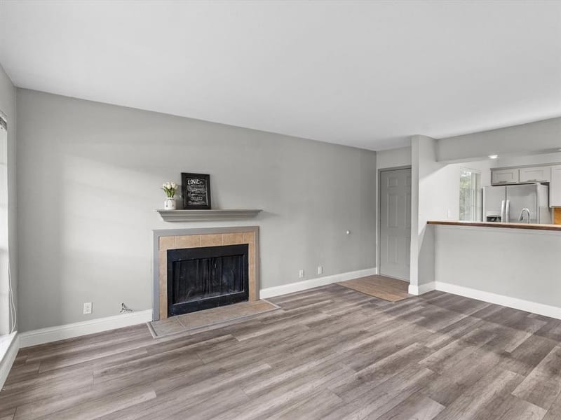 5981 Arapaho Road # 303, Dallas TX 75248 - Photo 2
