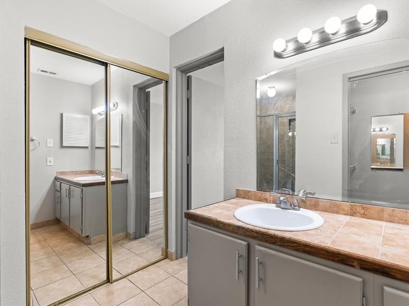 5981 Arapaho Road # 303, Dallas TX 75248 - Photo 16