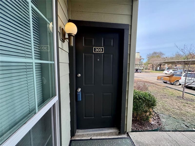 5981 Arapaho Road # 303, Dallas TX 75248 - Photo 28