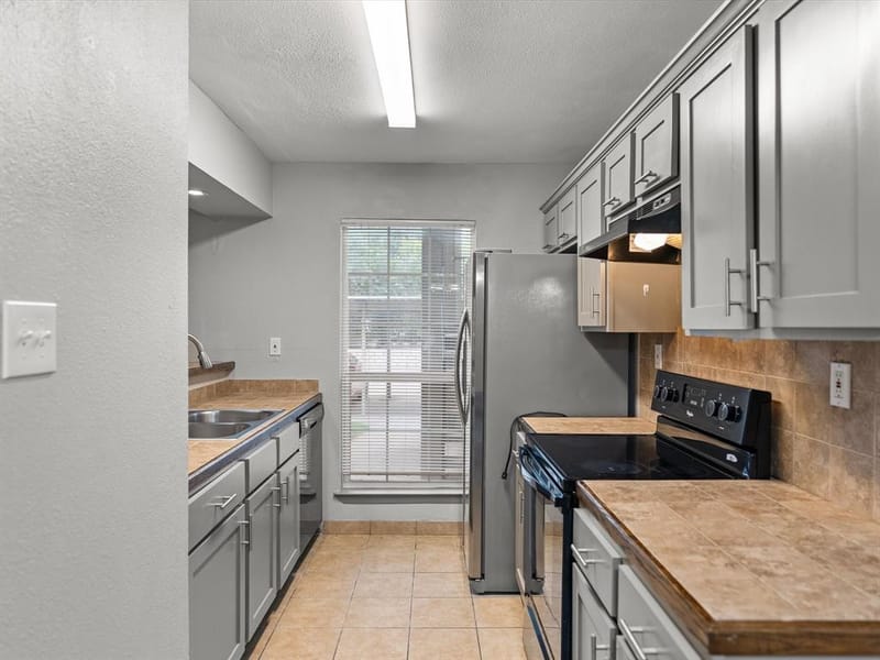 5981 Arapaho Road # 303, Dallas TX 75248 - Photo 10