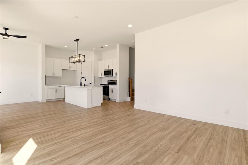 8902 Lowell Street, Rowlett TX 75089 - Photo 6