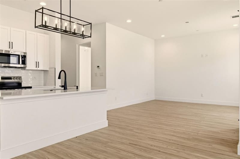 8902 Lowell Street, Rowlett TX 75089 - Photo 3