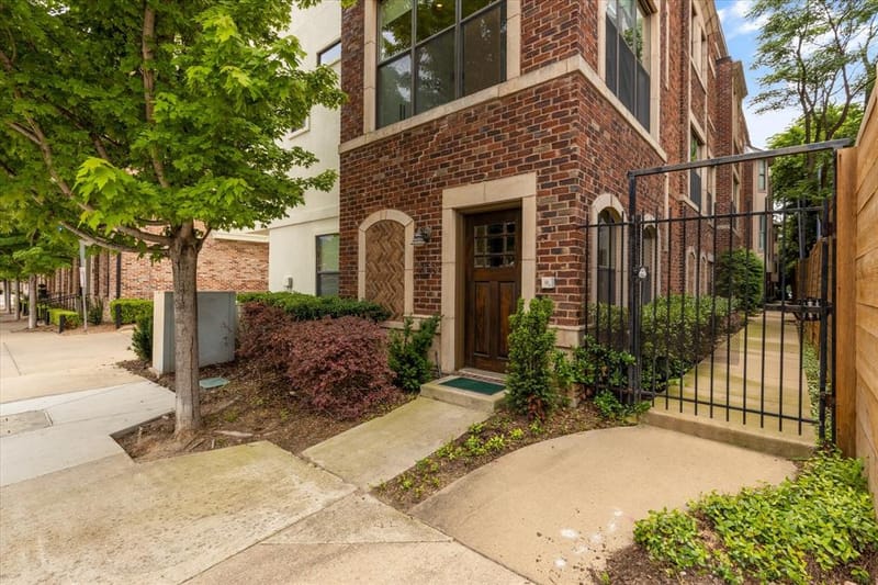 2123 Albany Street, Dallas TX 75201 - Photo 3