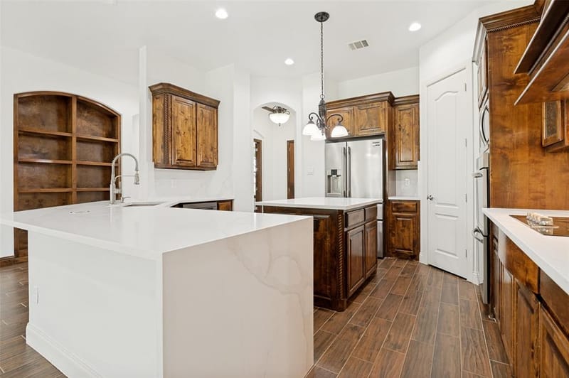 10009 Allen Mill Court, Fort Worth TX 76135 - Photo 6