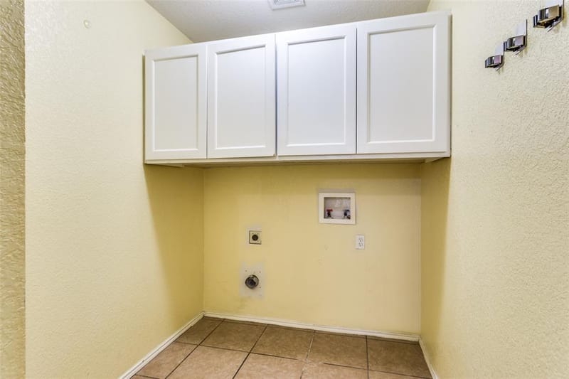 221 Rose Avenue, Cleburne TX 76033 - Photo 23