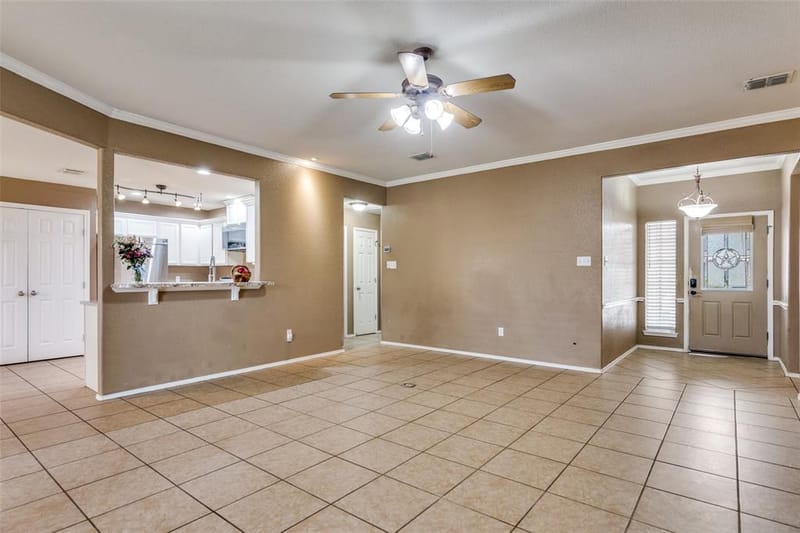 221 Rose Avenue, Cleburne TX 76033 - Photo 8