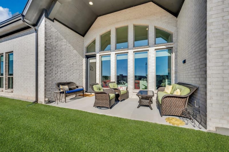 837 Peppervine Drive, Waxahachie TX 75165 - Photo 2