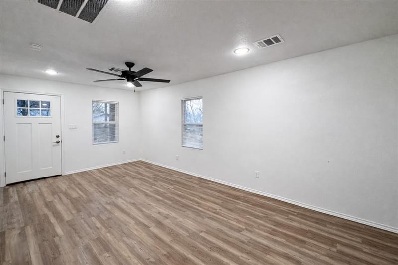 3110 Park Street, Greenville TX 75401 - Photo 3