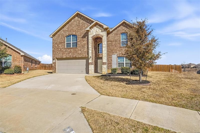 8405 Sweet Flag Lane, Fort Worth TX 76123 - Photo 3