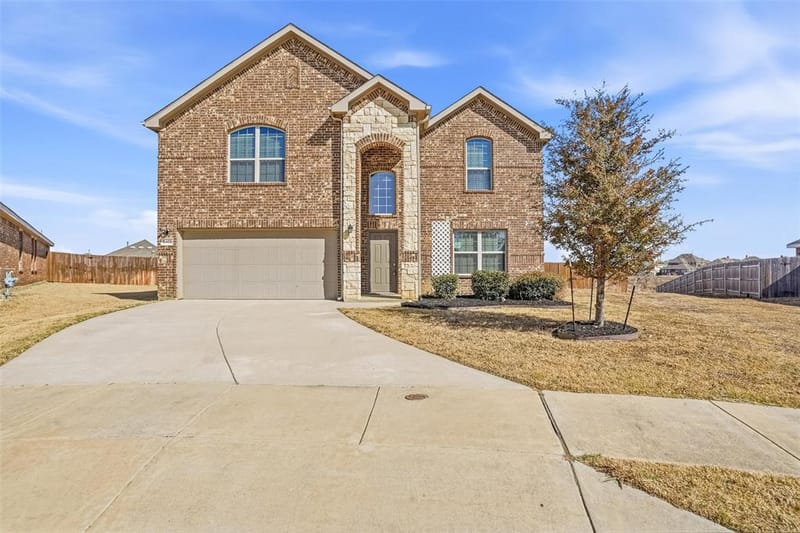 8405 Sweet Flag Lane, Fort Worth TX 76123