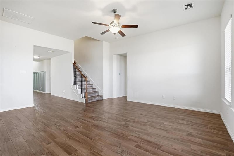 8405 Sweet Flag Lane, Fort Worth TX 76123 - Photo 9