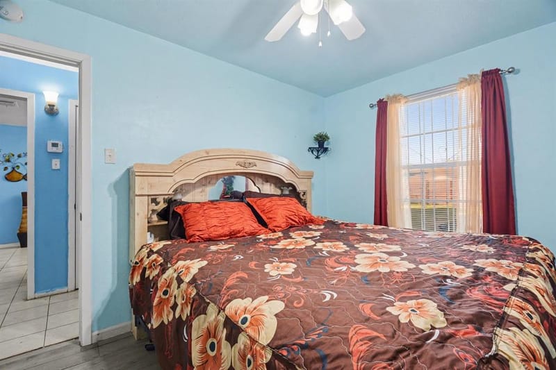 1615 Barlow Avenue, Dallas TX 75224 - Photo 12