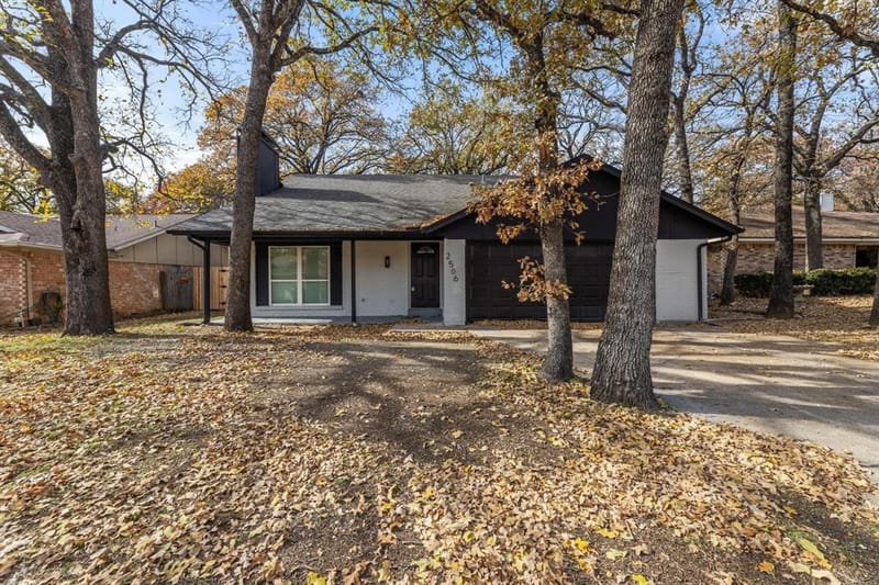 2506 Holt Road, Arlington TX 76006 - Photo 2