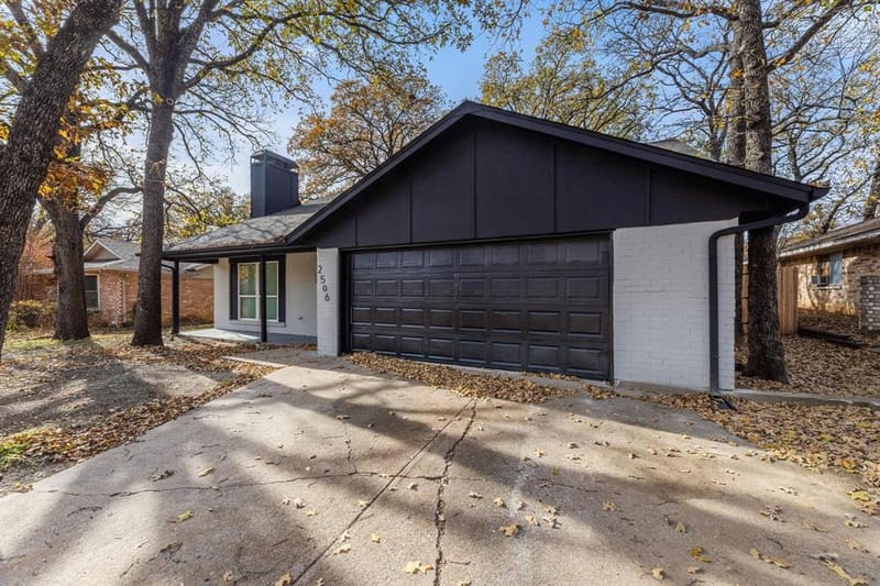 2506 Holt Road, Arlington TX 76006 - Photo 3
