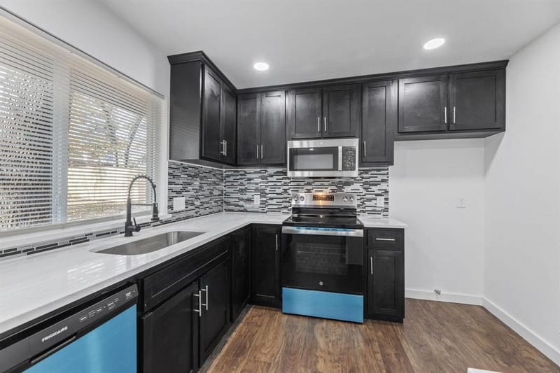 2506 Holt Road, Arlington TX 76006 - Photo 10