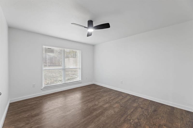 2506 Holt Road, Arlington TX 76006 - Photo 14