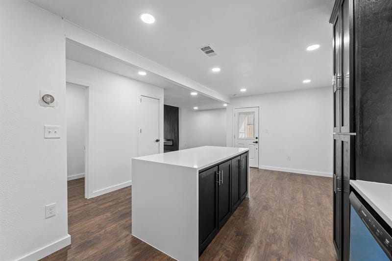 2506 Holt Road, Arlington TX 76006 - Photo 11