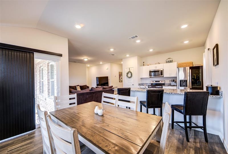 905 Avagail Avenue, Springtown TX 76082 - Photo 14