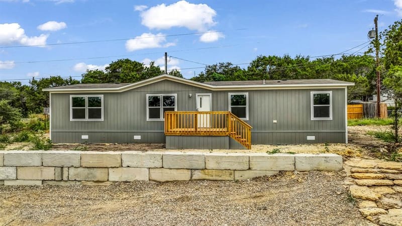 4800 Plum Bush Street, Granbury TX 76048 - Photo 2