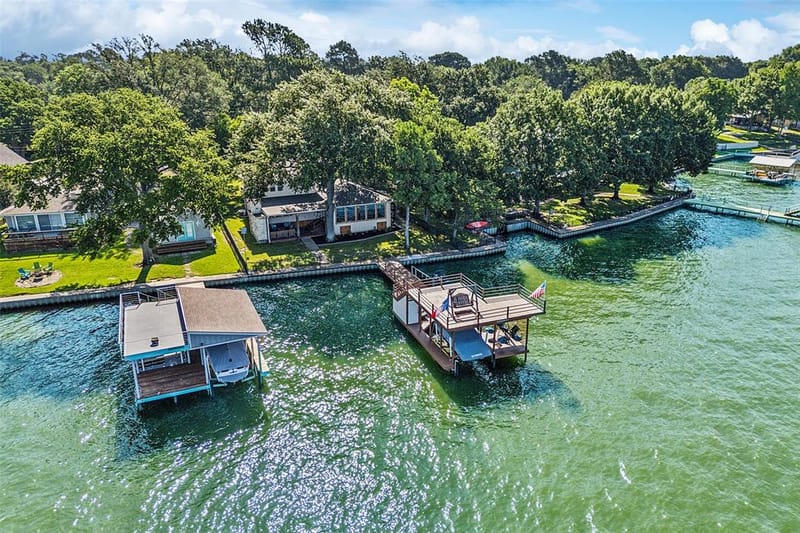 142 Peninsula Point Terrace, Mabank TX 75156 - Photo 2