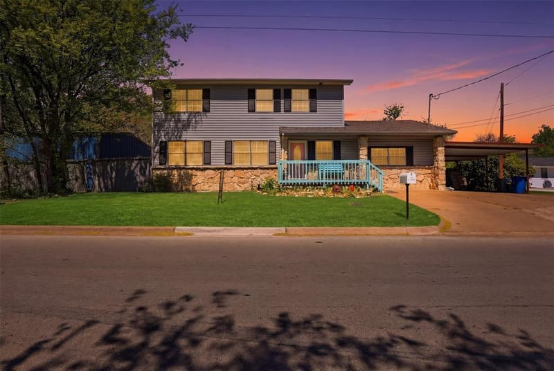 500 W Rucker Street, Granbury TX 76048