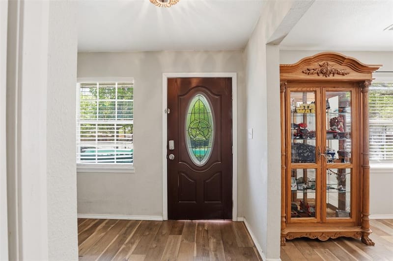 500 W Rucker Street, Granbury TX 76048 - Photo 5