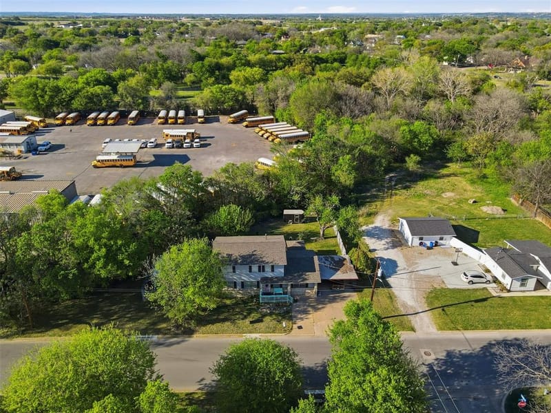 500 W Rucker Street, Granbury TX 76048 - Photo 30