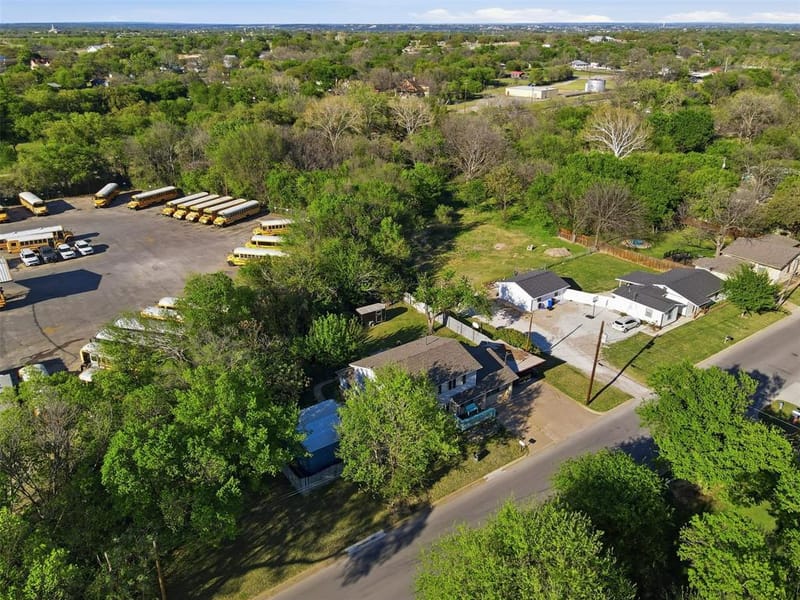 500 W Rucker Street, Granbury TX 76048 - Photo 29