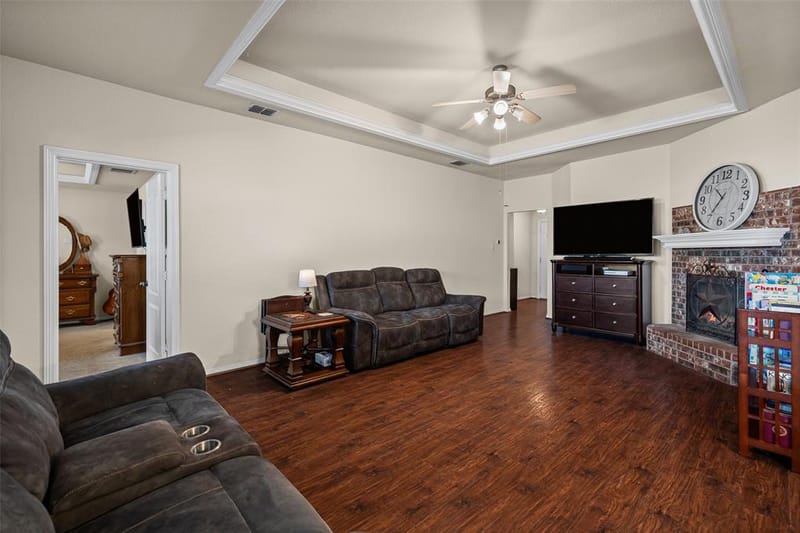 717 Rambling Court, Granbury TX 76049 - Photo 2