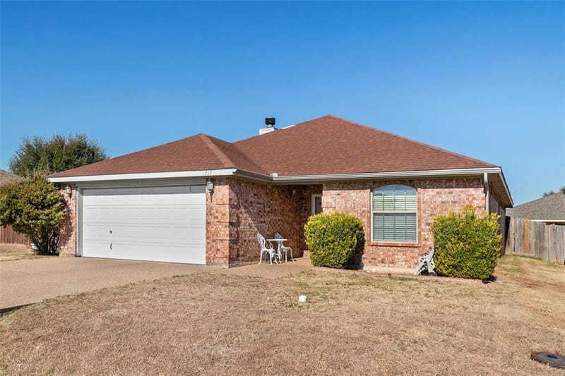 717 Rambling Court, Granbury TX 76049 - Photo 25