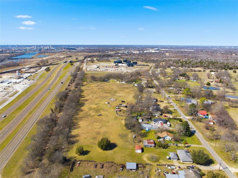 2801 Old Marlin Road, Waco TX 76705 - Photo 6