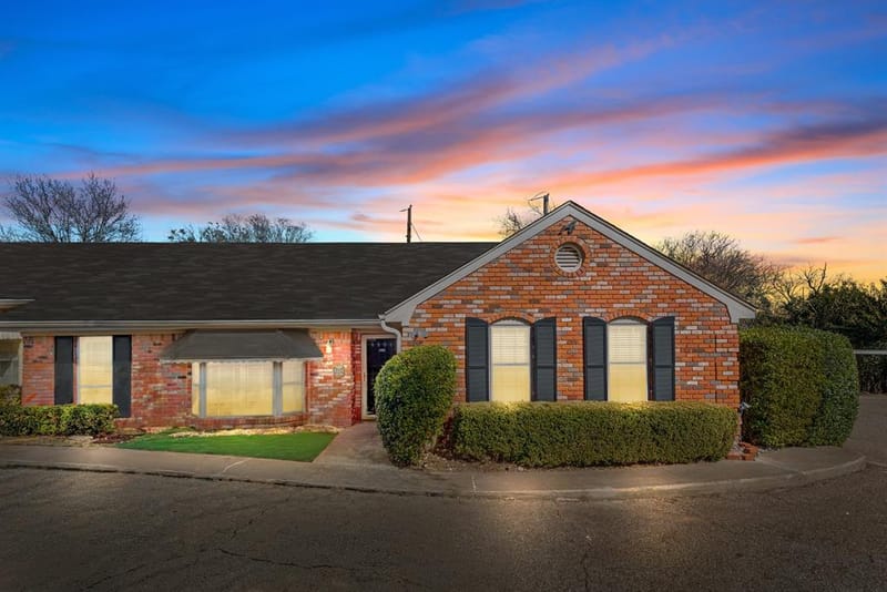 5224 Lake Shore, Waco TX 76710 - Photo 9