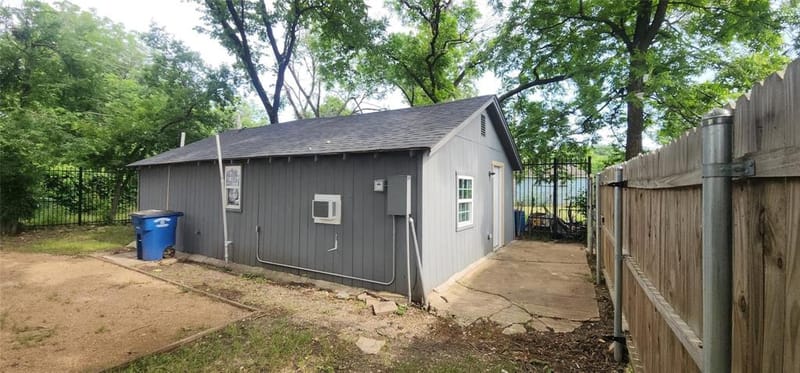 1806 Maryland Avenue, Dallas TX 75216 - Photo 27