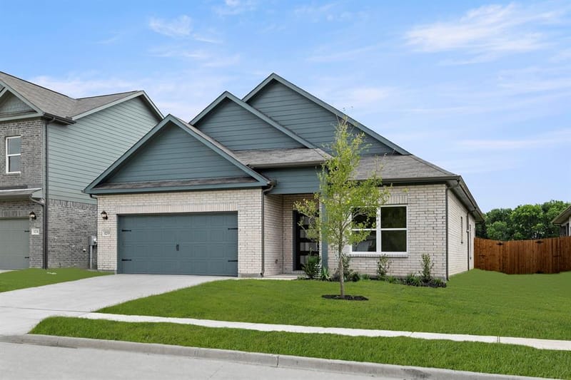 1233 Anderson Drive, Trenton TX 75490 - Photo 2