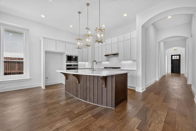 7828 Pondview Lane, Fort Worth TX 76123 - Photo 2
