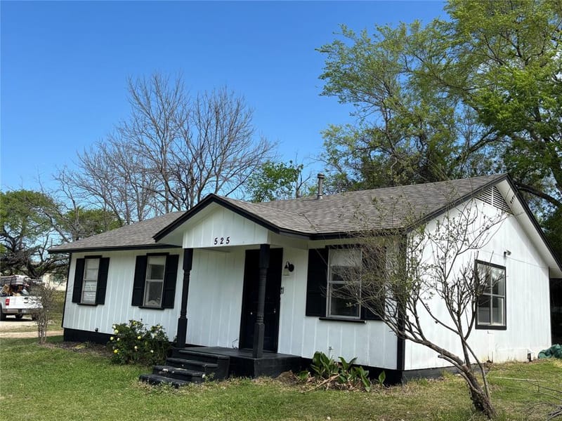 525 W Hickory Street, Kaufman TX 75142 - Photo 2