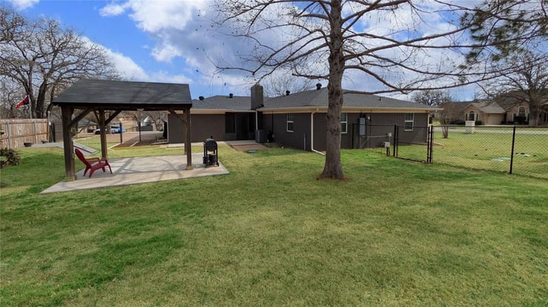 6920 Westover Drive, Granbury TX 76049 - Photo 28