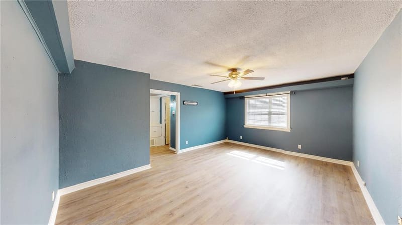 6920 Westover Drive, Granbury TX 76049 - Photo 14