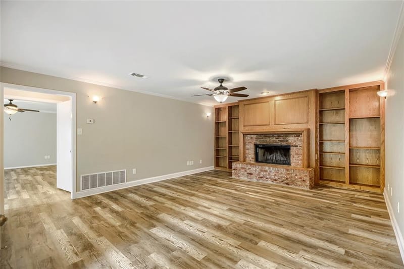 8631 Charing Cross Lane, Dallas TX 75238 - Photo 9