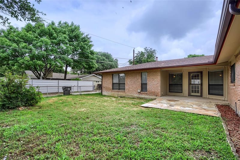 8631 Charing Cross Lane, Dallas TX 75238 - Photo 30