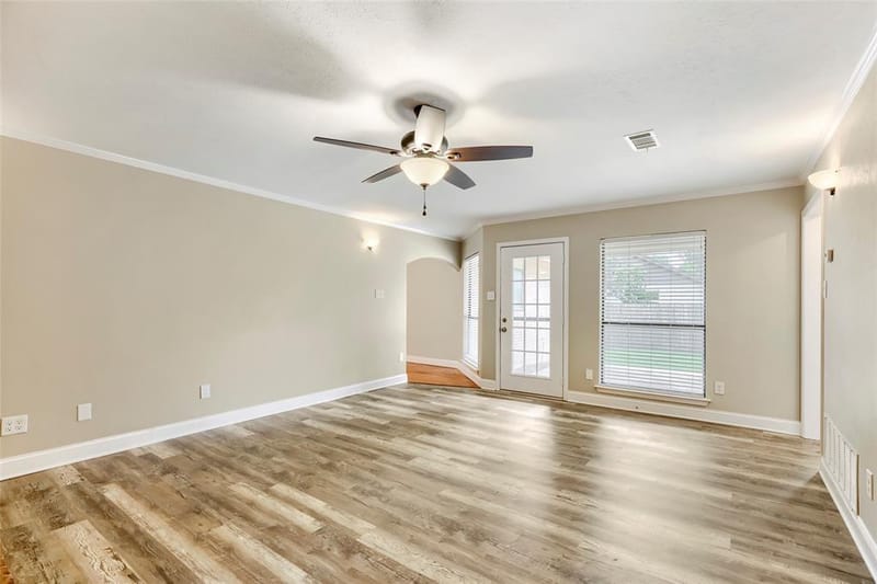 8631 Charing Cross Lane, Dallas TX 75238 - Photo 10