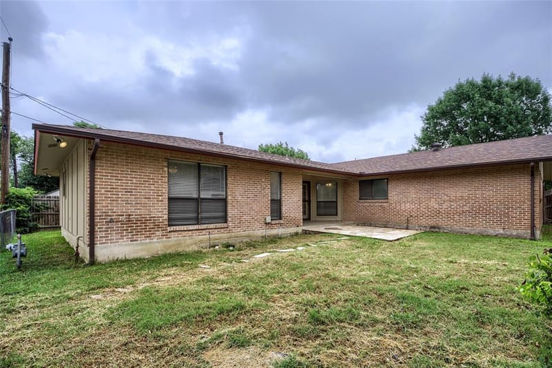 8631 Charing Cross Lane, Dallas TX 75238 - Photo 31