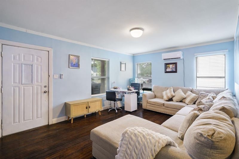 731 Dover Street, Dallas TX 75216 - Photo 5