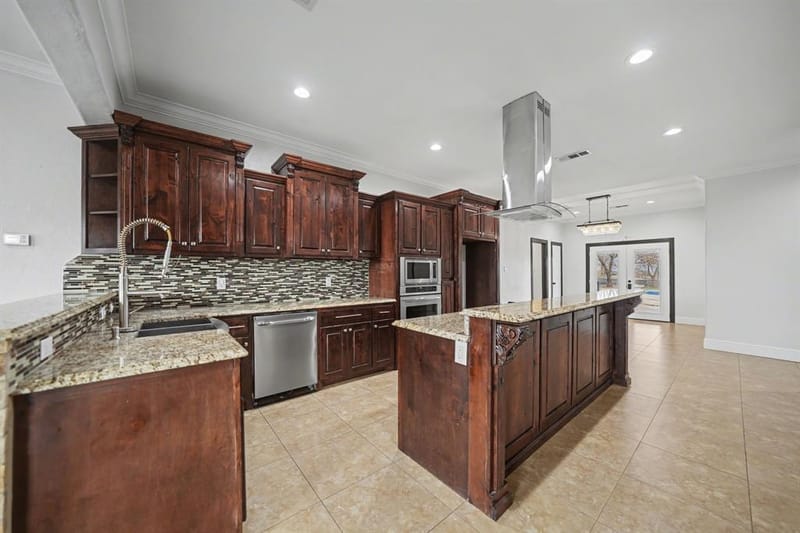 661 Majors Drive, Sulphur Springs TX 75482 - Photo 6