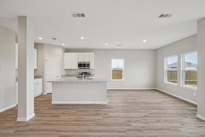 4812 Delano Street, Greenville TX 75401 - Photo 4