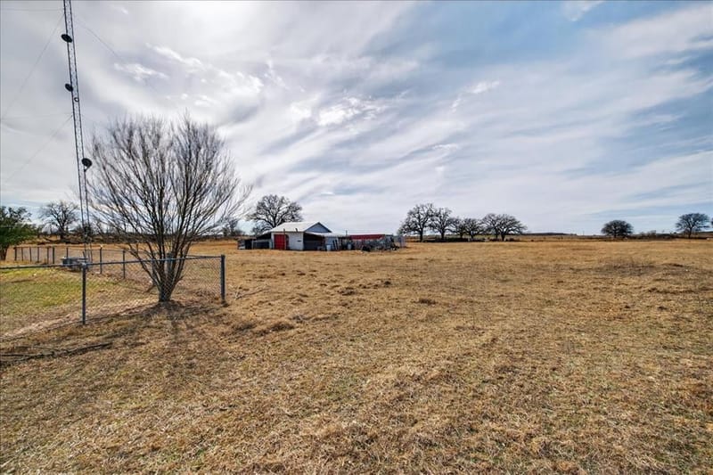 900 Fm 2921, De Leon TX 76444 - Photo 6